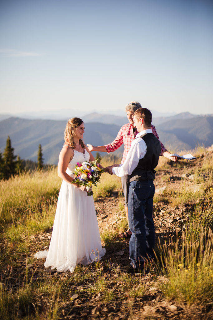 couple getting married in Idaho 